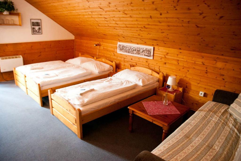 Valassky Senk Hotel Vizovice Kültér fotó